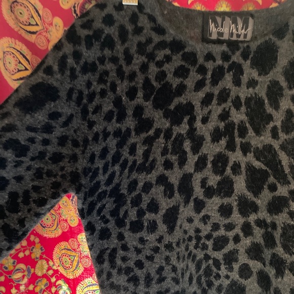 Nicole Miller cheetah sweater - Picture 2 of 3
